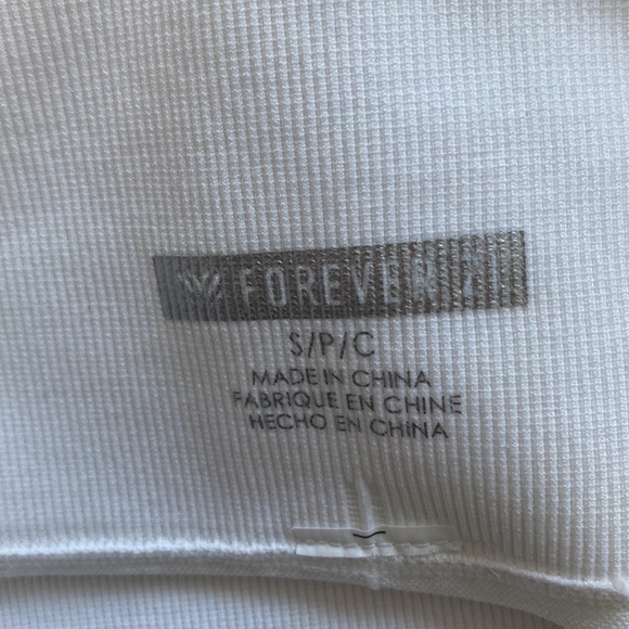White high waisted biker shorts from forever 21 - Picture 3 of 3